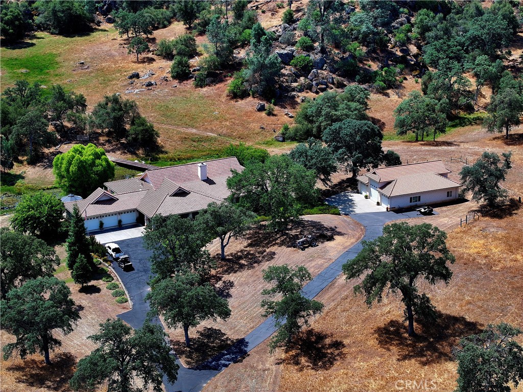 1087 Ben Hur Road, Raymond, CA 93653