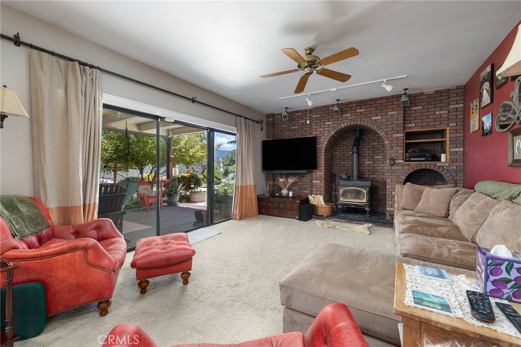 41723 Yosemite Pines, Oakhurst, CA 93644