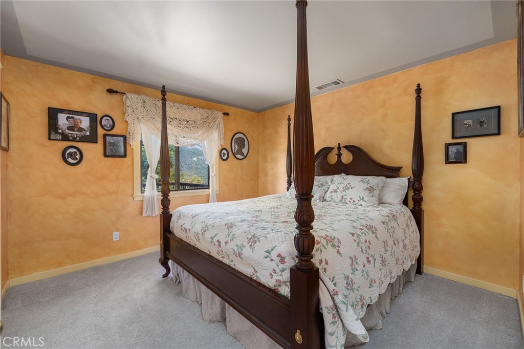 41723 Yosemite Pines, Oakhurst, CA 93644