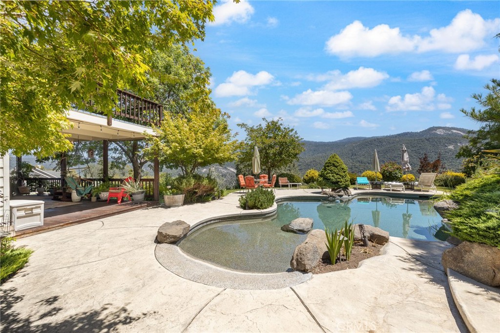 41723 Yosemite Pines, Oakhurst, CA 93644