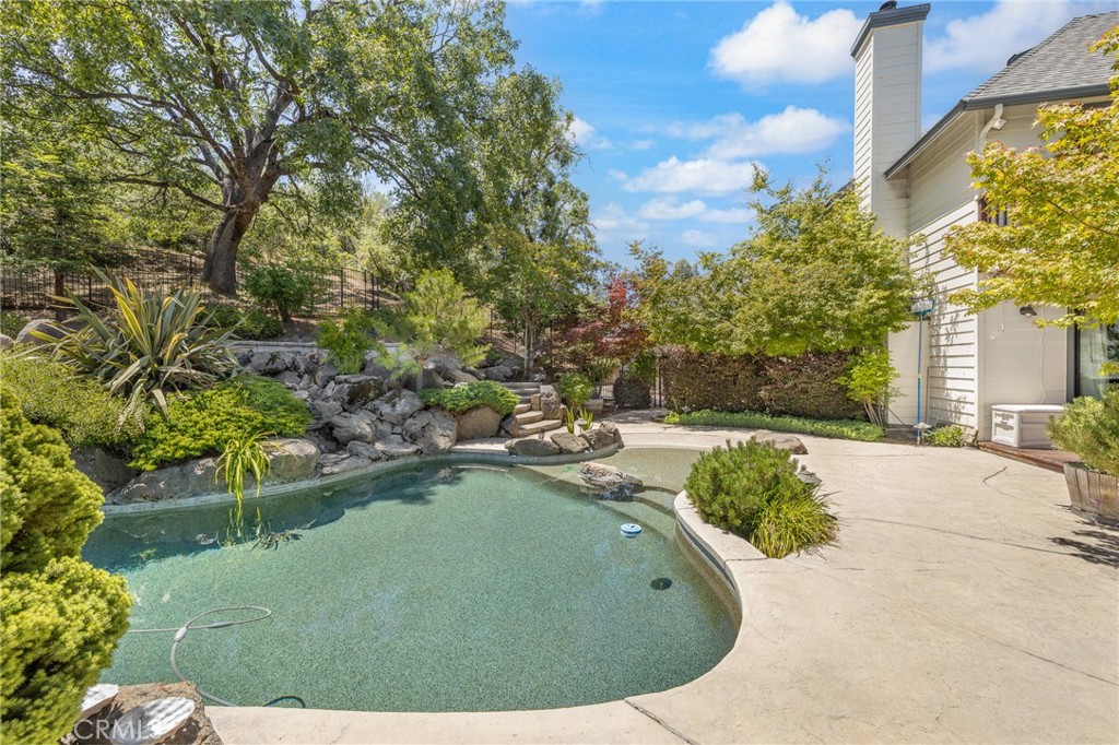 41723 Yosemite Pines, Oakhurst, CA 93644