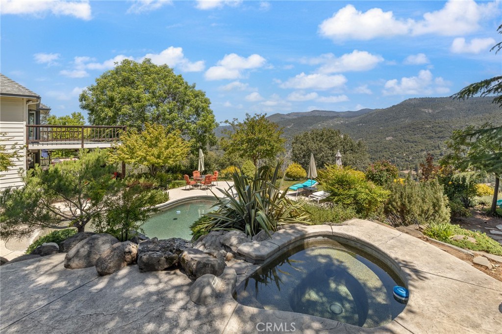 41723 Yosemite Pines, Oakhurst, CA 93644