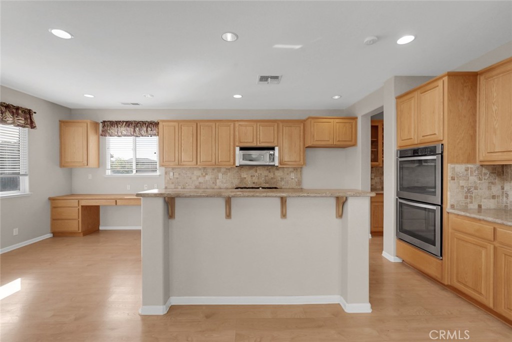 15015 Torrey Pines Cir, Chowchilla, CA 93610
