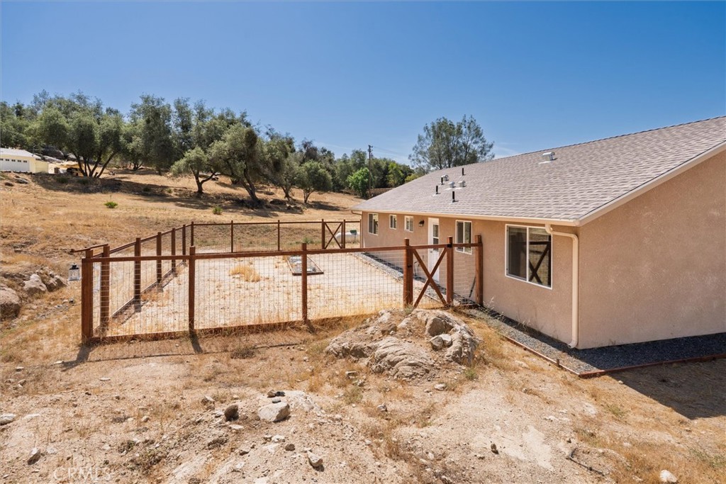 29215 Yosemite Springs, Coarsegold, CA 93614