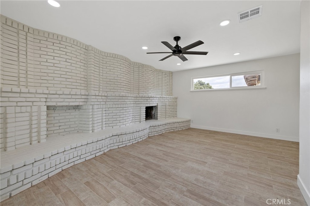 6125 E Mount Whitney, Laton, CA 93242