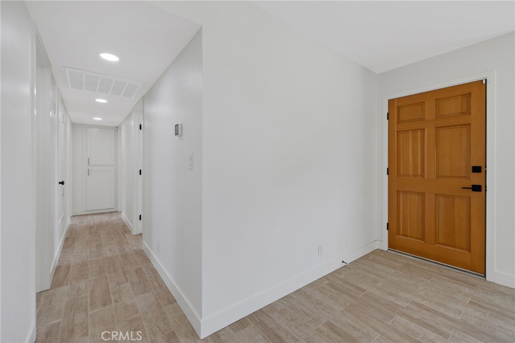 6125 E Mount Whitney, Laton, CA 93242