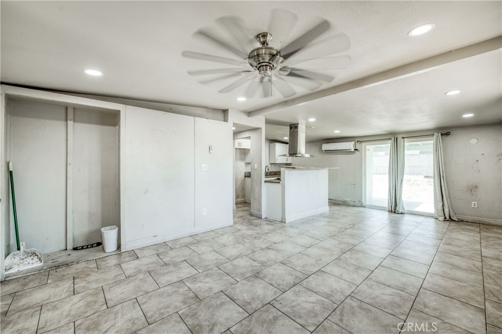 2326 E Hampton, Fresno, CA 93726