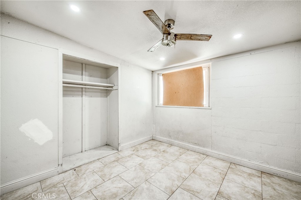 2326 E Hampton, Fresno, CA 93726