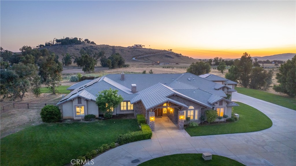 14209 Academy Oaks Ln, Clovis, CA 93619