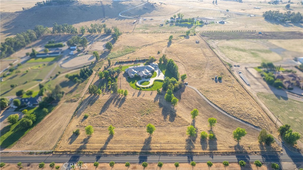 14209 Academy Oaks Ln, Clovis, CA 93619