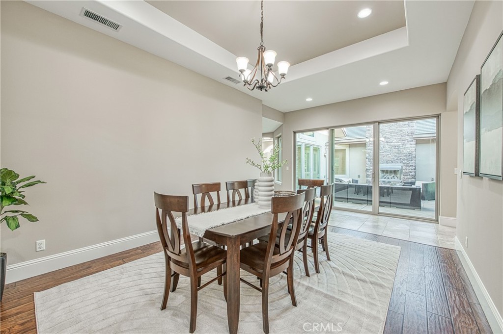 14209 Academy Oaks Ln, Clovis, CA 93619