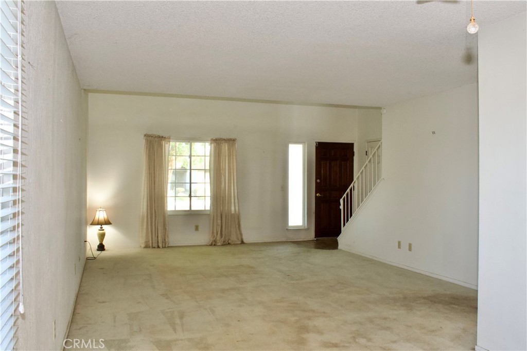 1583 Celeste, Clovis, CA 93611