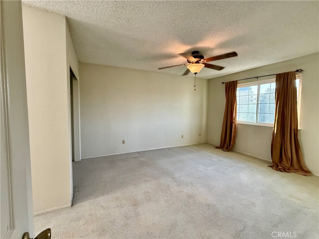 1583 Celeste, Clovis, CA 93611