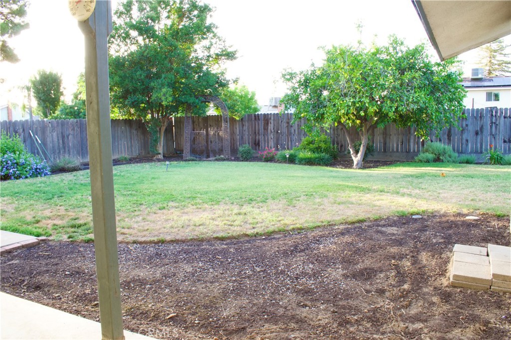 1583 Celeste, Clovis, CA 93611