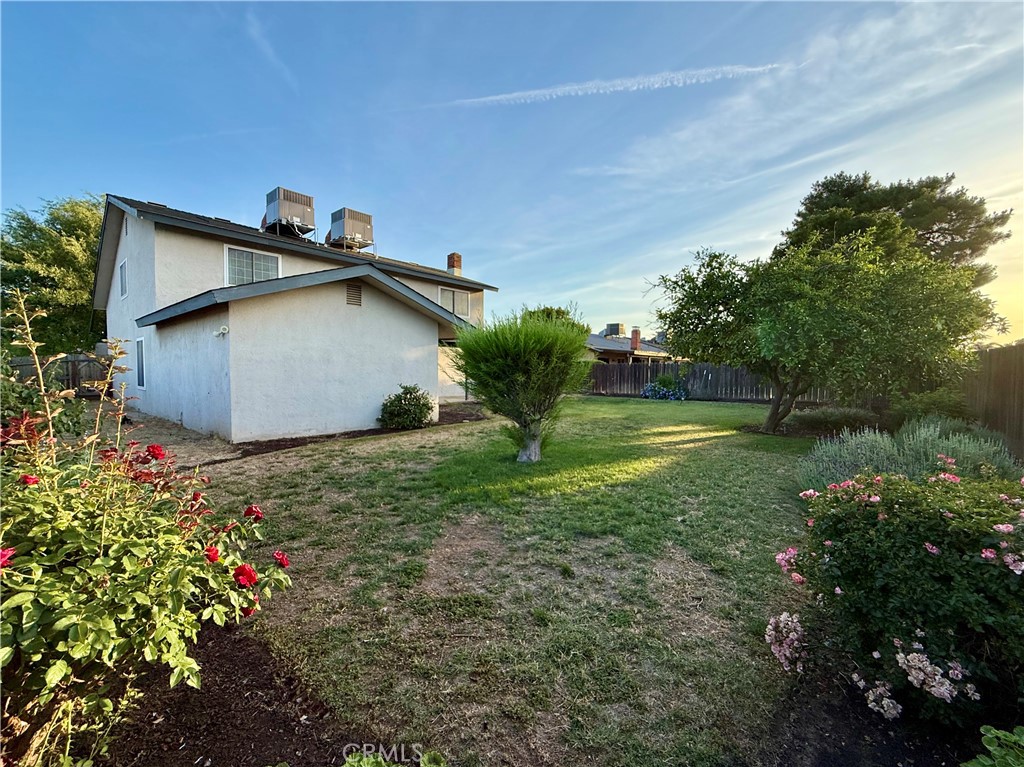 1583 Celeste, Clovis, CA 93611