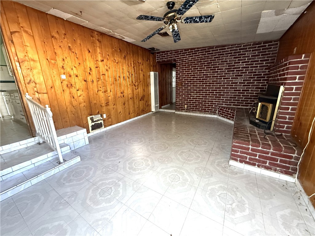 901 S C, Madera, CA 93638