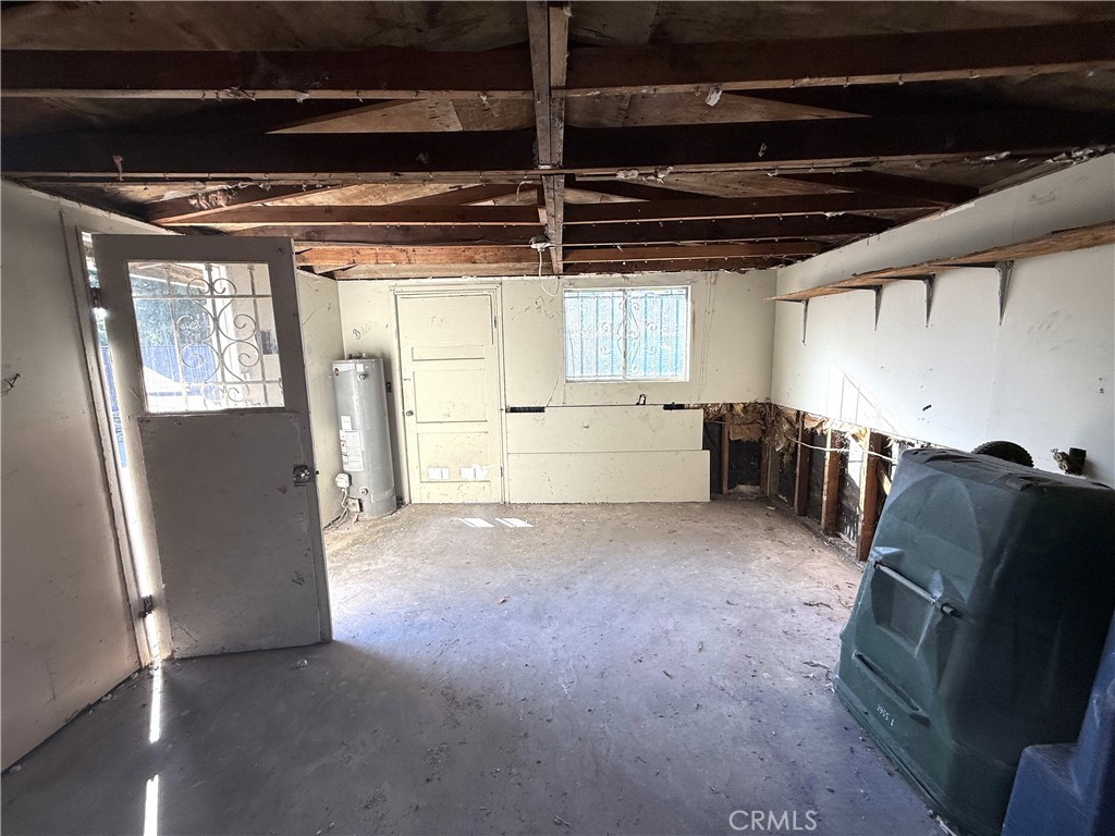 901 S C, Madera, CA 93638