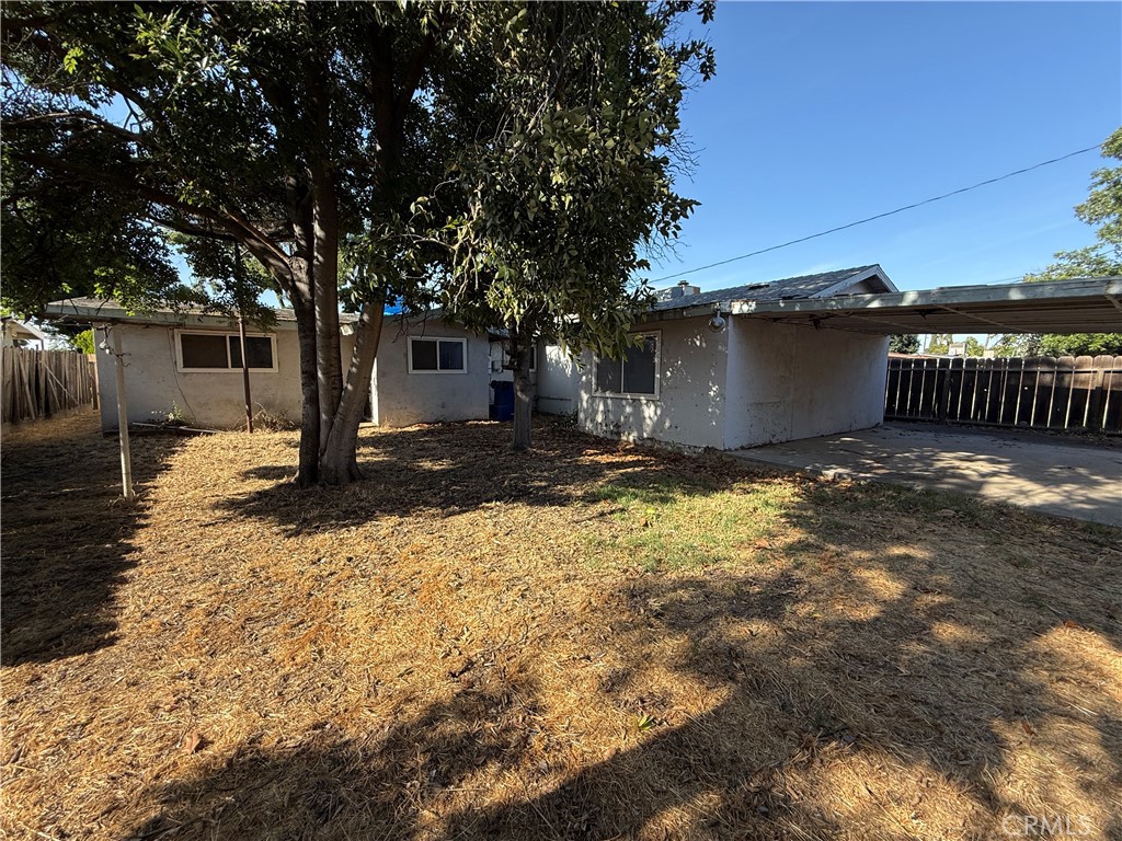 1152 E Drummond, Fresno, CA 93706