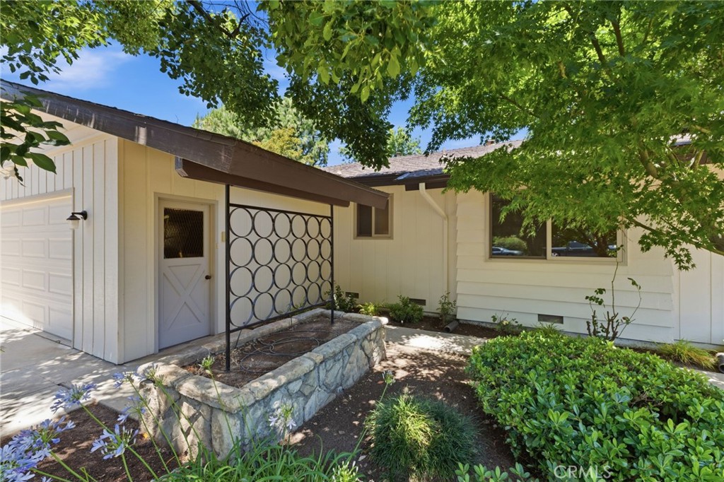 1154 W Tenaya Way, Fresno, CA 93711