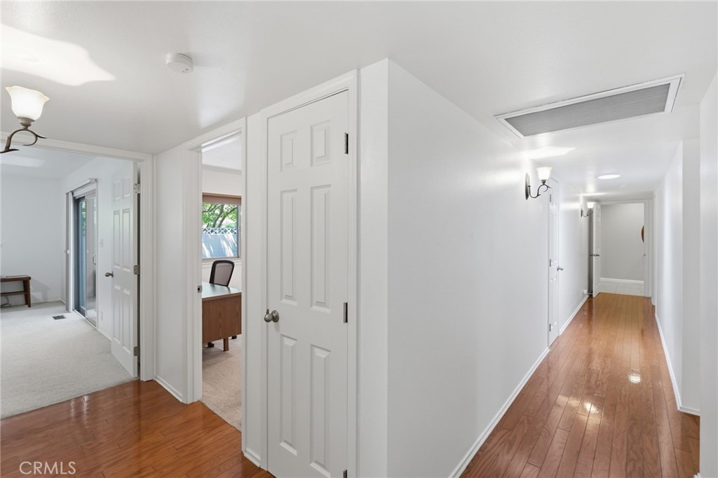 1154 W Tenaya Way, Fresno, CA 93711