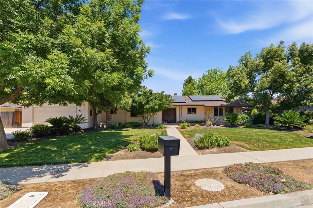 1154 W Tenaya Way, Fresno, CA 93711