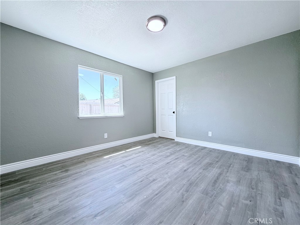 1725 Crowell St, Livingston, CA 95334