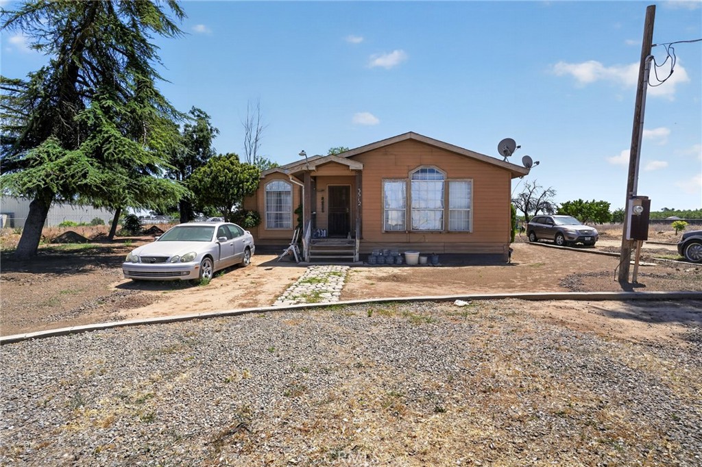 3512 S Blythe Ave, Fresno, CA 93706