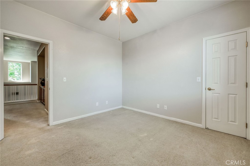 2612 E Shea Dr, Fresno, CA 93720