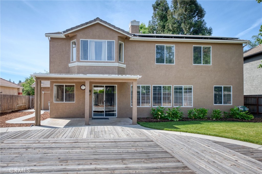 2612 E Shea Dr, Fresno, CA 93720
