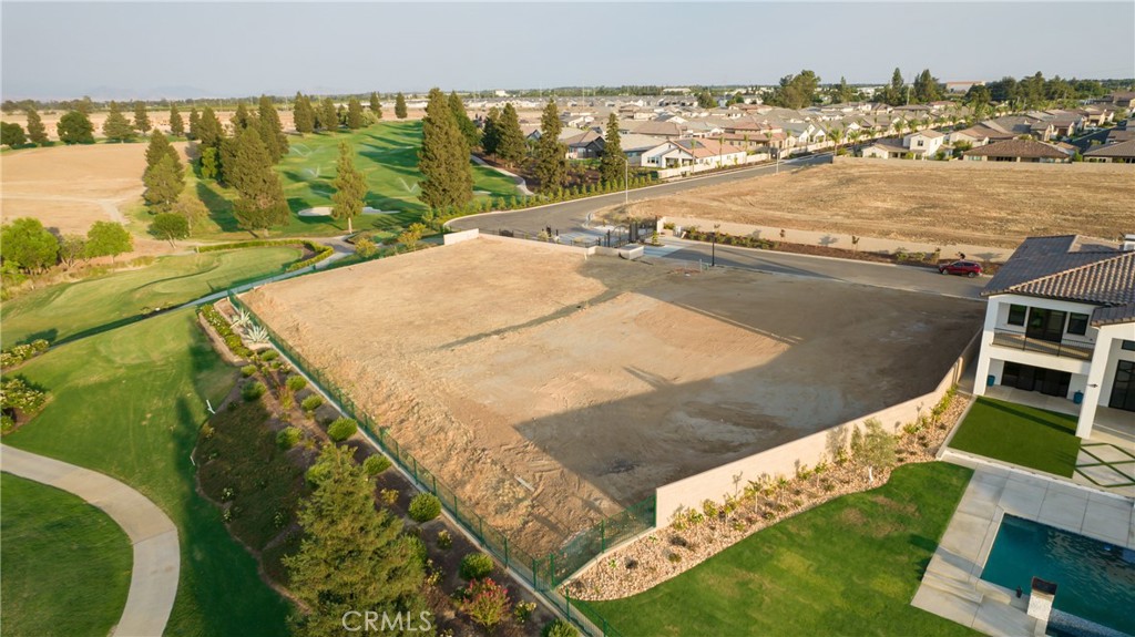 2490 E Copper Ridge Drive, Fresno, CA 93730