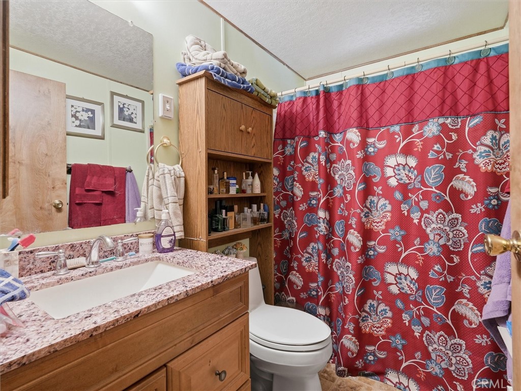 39737 Road 274 #34, Bass Lake, CA 93604
