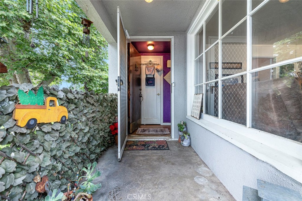 748 N East, Reedley, CA 93654