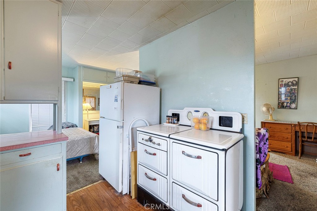 748 N East, Reedley, CA 93654