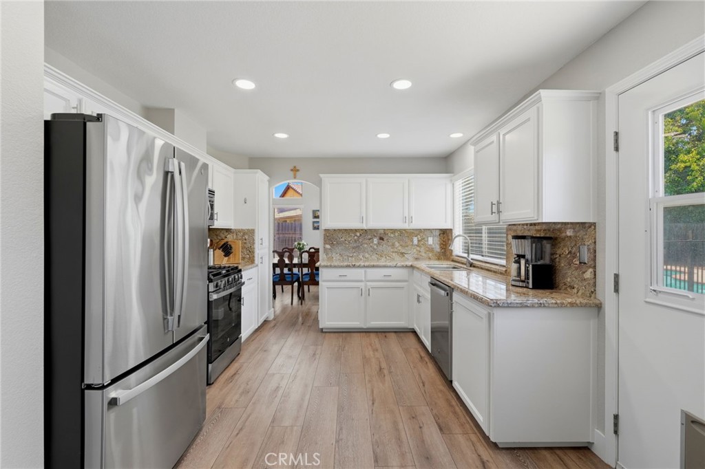 917 Margaret, Hanford, CA 93230