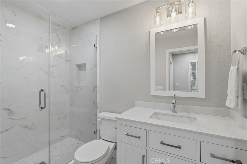 917 Margaret, Hanford, CA 93230