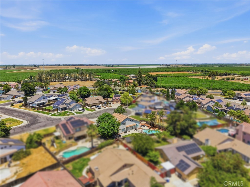 917 Margaret, Hanford, CA 93230