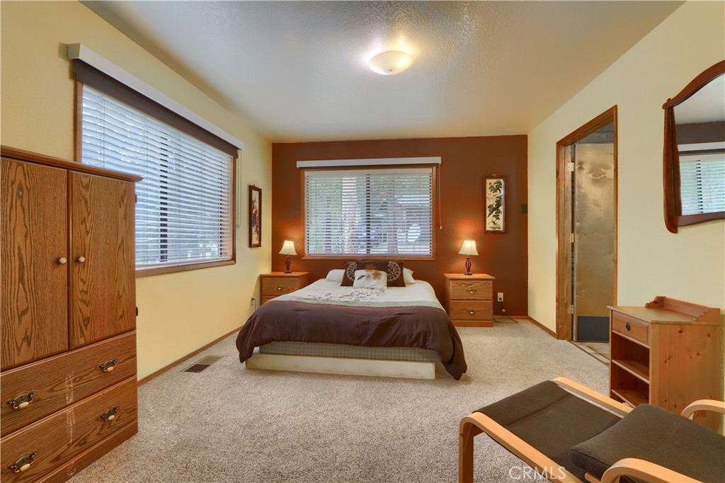 8041 Chilnualna Falls, Wawona, CA 95389