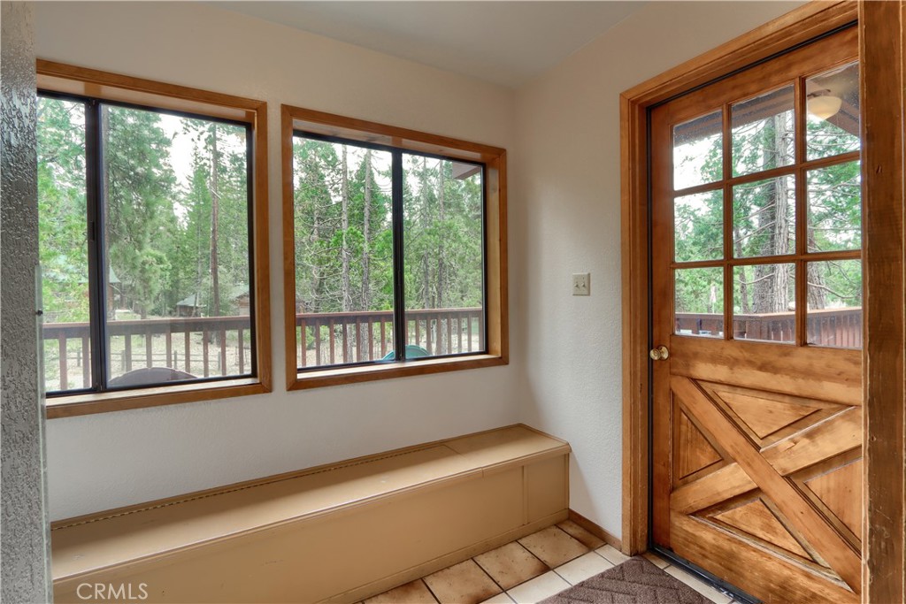 8041 Chilnualna Falls, Wawona, CA 95389