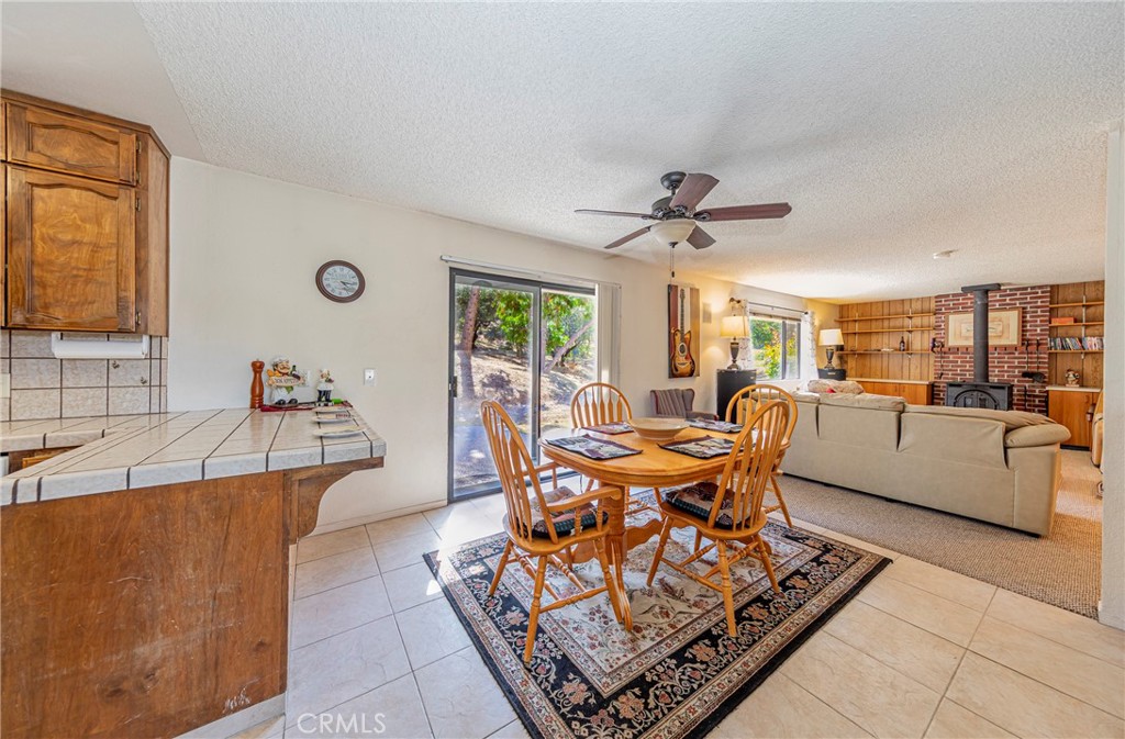 29610 Kit Carson Ct, Coarsegold, CA 93614