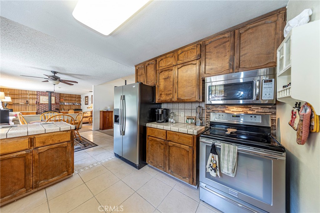 29610 Kit Carson Ct, Coarsegold, CA 93614