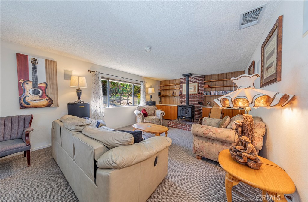 29610 Kit Carson Ct, Coarsegold, CA 93614