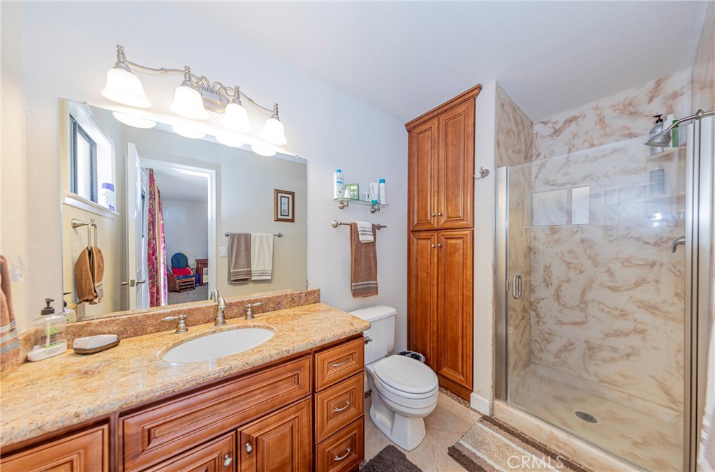 29610 Kit Carson Ct, Coarsegold, CA 93614