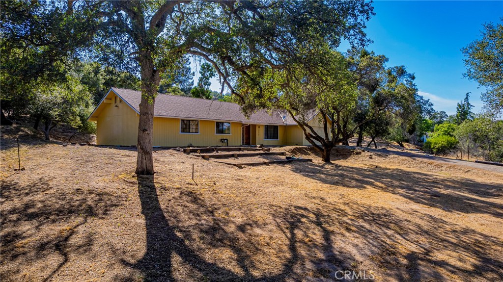 29610 Kit Carson Ct, Coarsegold, CA 93614
