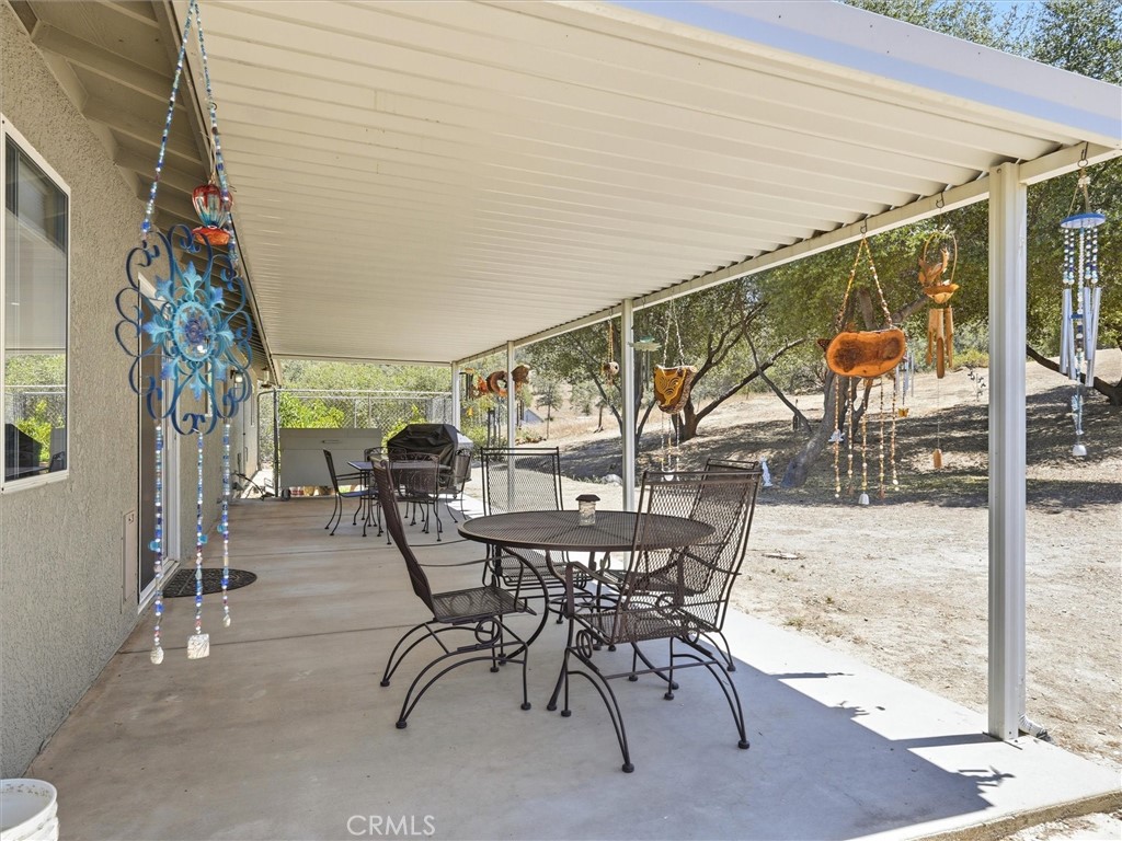 30491 Sentinel Dr, Coarsegold, CA 93614