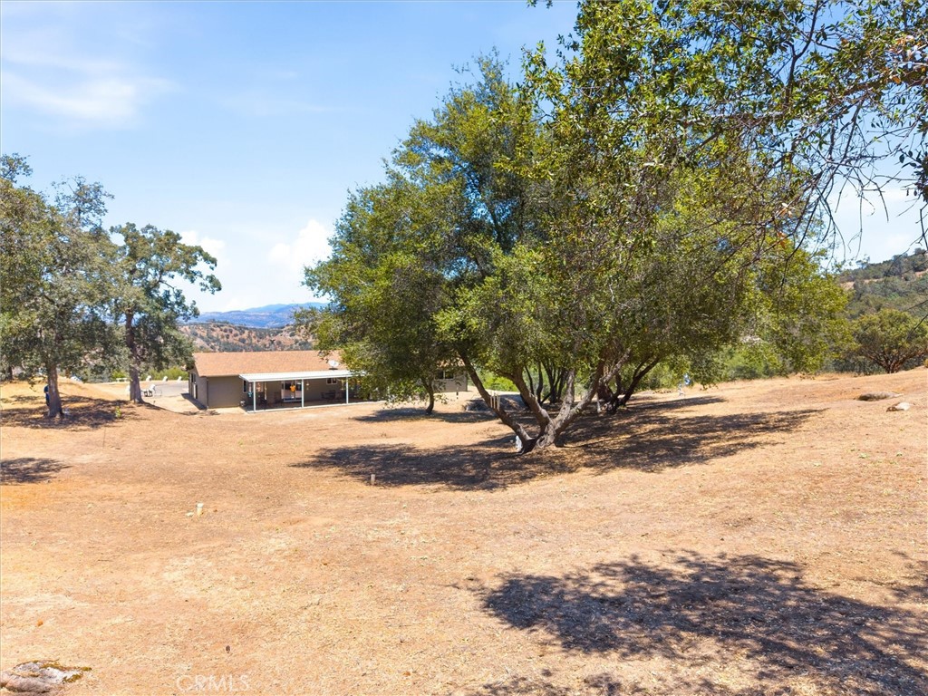 30491 Sentinel Dr, Coarsegold, CA 93614