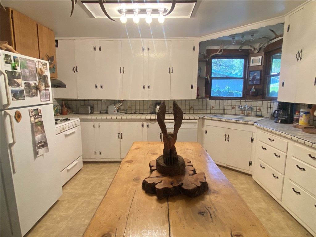 32956 Road 222, North Fork, CA 93643