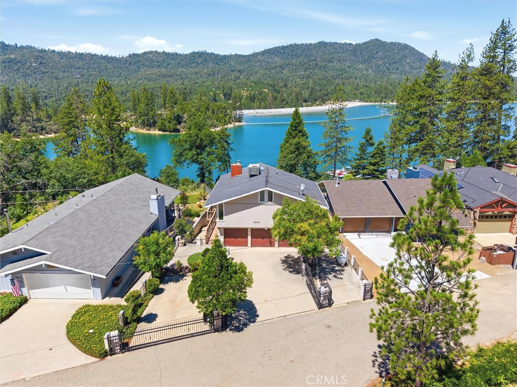 37516 Road 274, Bass Lake, CA 93604