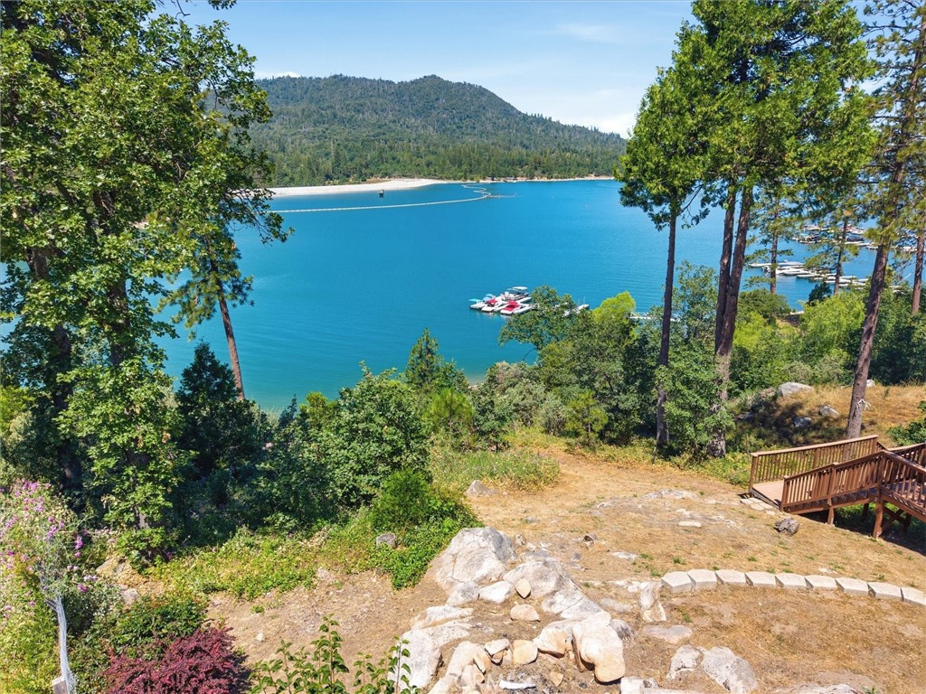 37516 Road 274, Bass Lake, CA 93604