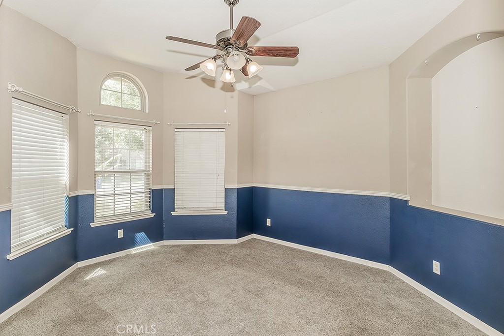 6589 E Michigan, Fresno, CA 93727