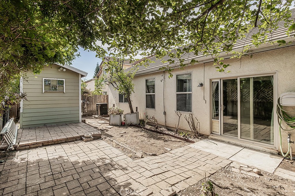 6589 E Michigan, Fresno, CA 93727